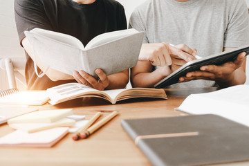 昆虫记32种昆虫的特点