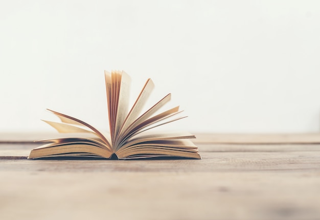 公司高层管理人员岗位职责